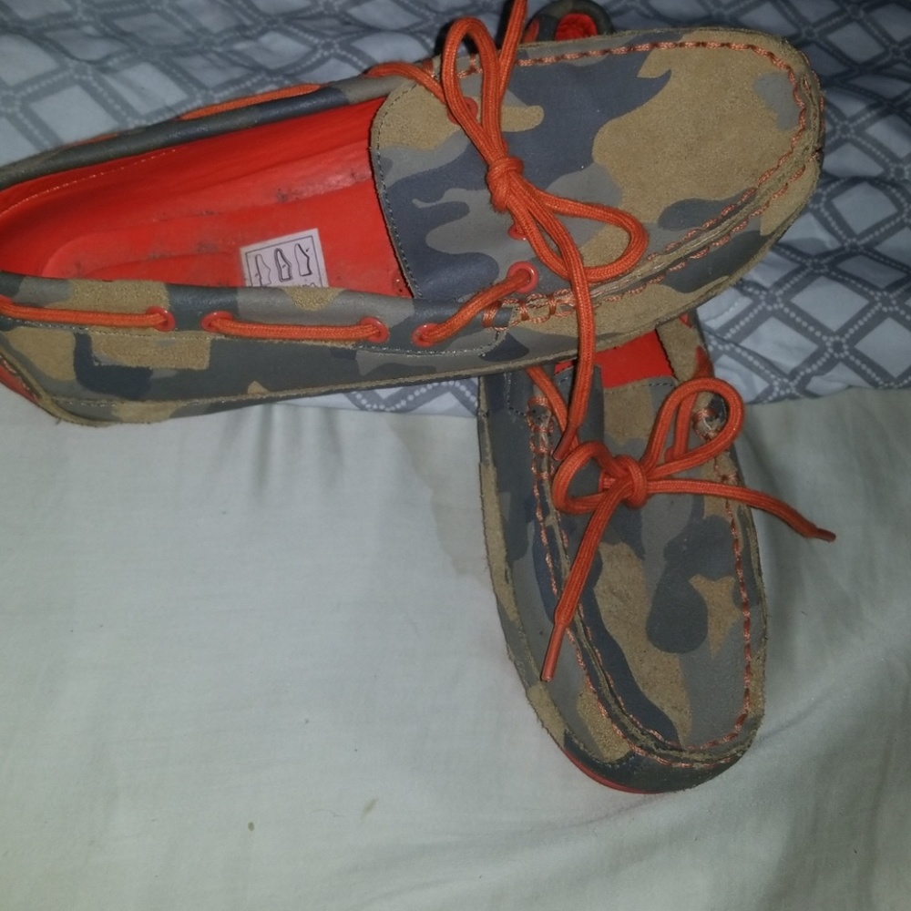 Kids dress shoes